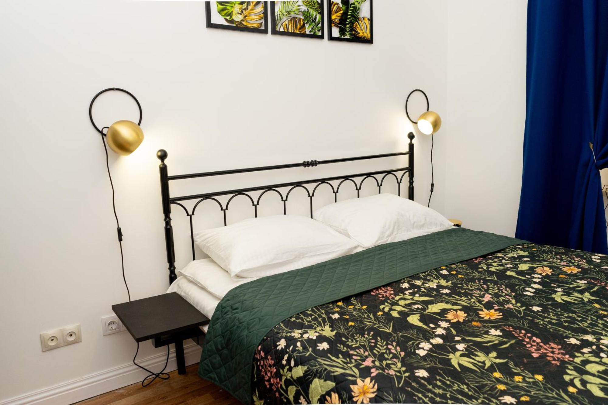 Charming Apartments In The Heart Of Lviv - Valova, Nasypna Str Exterior photo